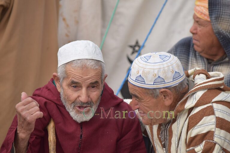 Two Moroccans in conversation