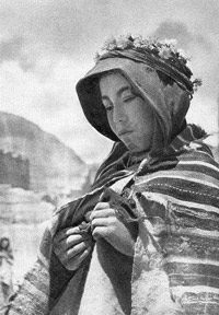 Young Ait Hadiddou girl