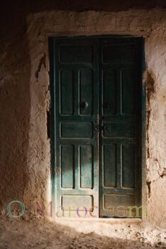 The door to the women's lounge