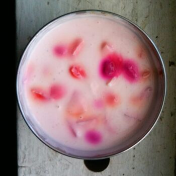 Rayb or Rait, a delicious fermented milk dessert