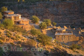 Dar, Bayt, Riad, Manzil, what difference? Village in the Atlas