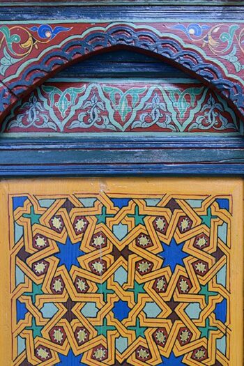 Painted wooden door top, rarer with its dominant blue colour