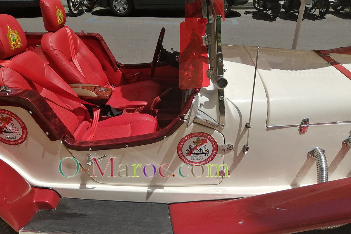 Mercedes coupé and FRMVE plaque