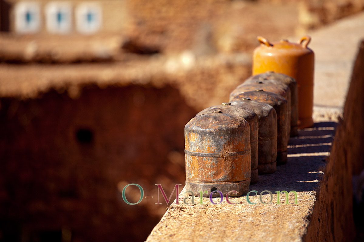 Gas cylinders on the road towards Agouim