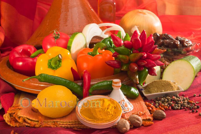 Food in Morocco: enjoy Moroccan cuisine! Ingredients for tagine