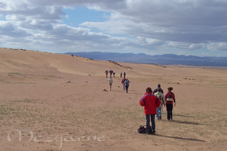 A walk in the desert, near Tazzarine
