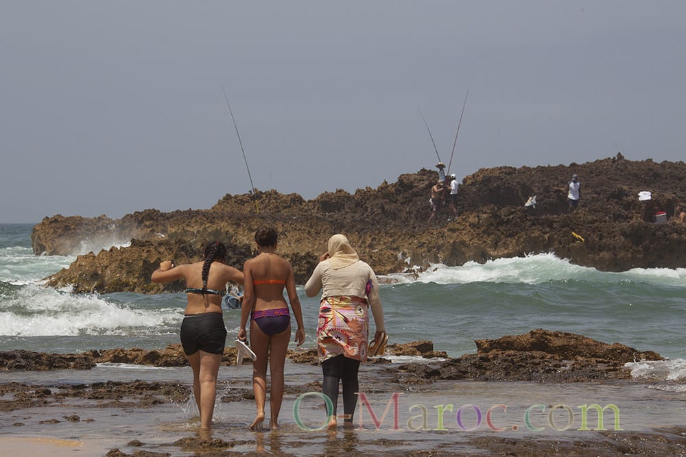 Three young girls on the beach in Oualidia